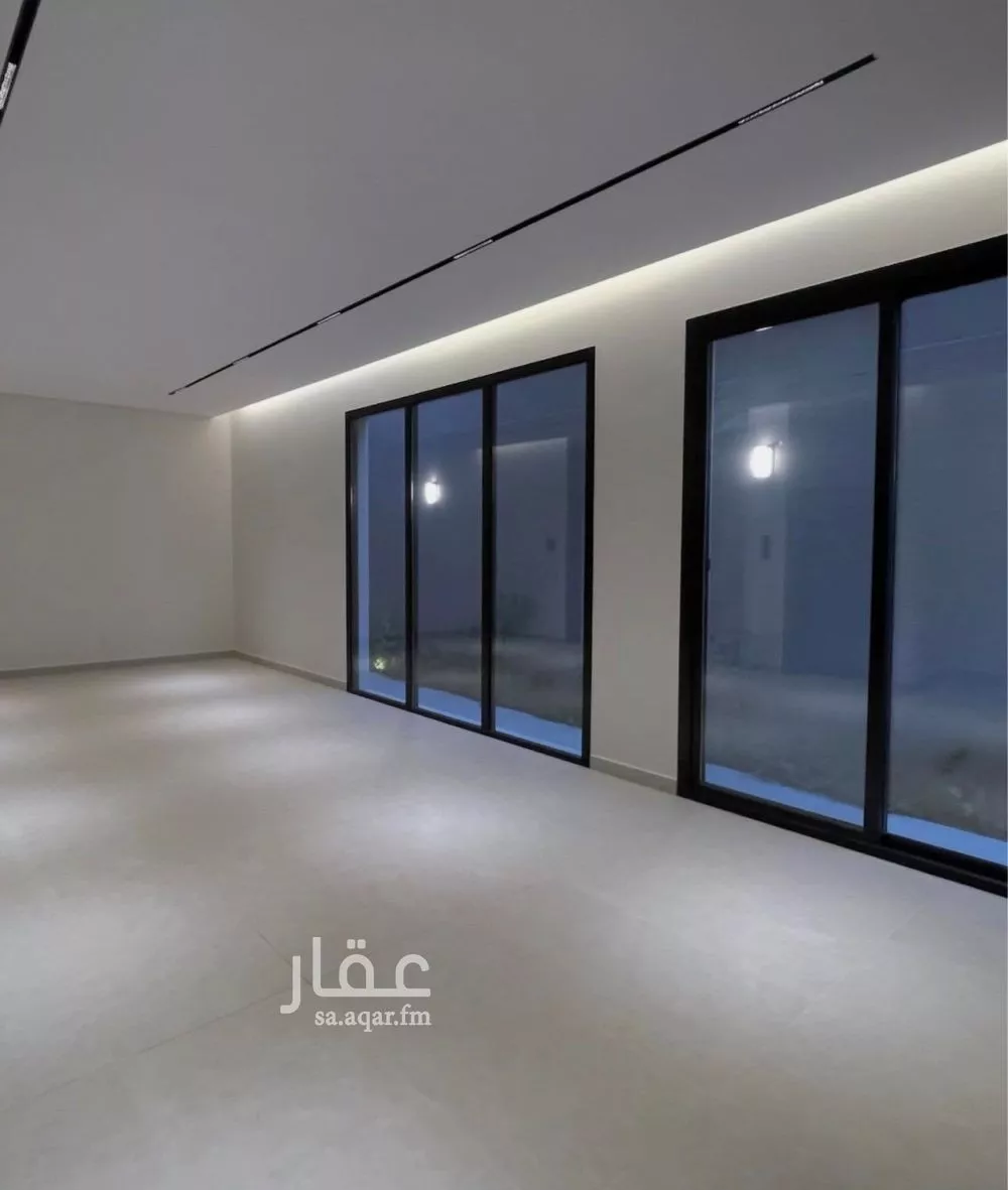 4 bedroom villa in Al Aridh 10