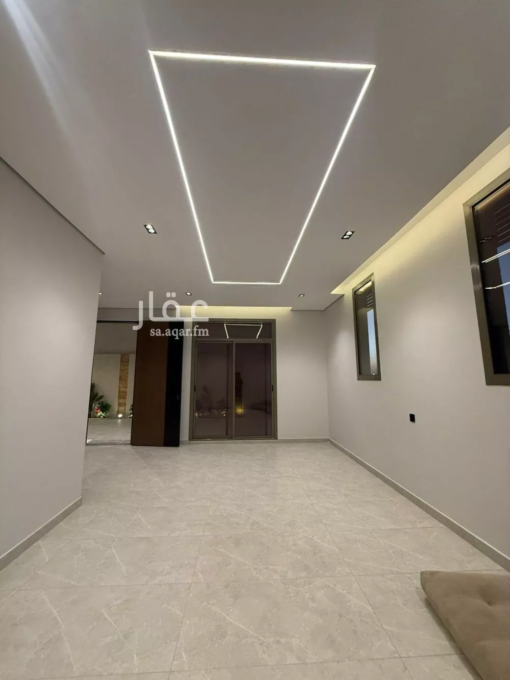 6 bedroom villa in Al Mahdiyyah 3