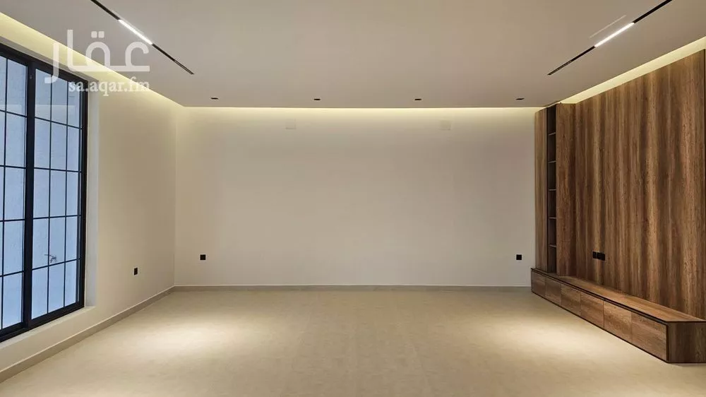 5 bedroom villa in Al Farouq 15