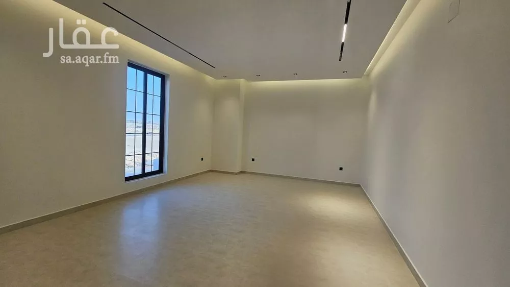 5 bedroom villa in Al Farouq 7