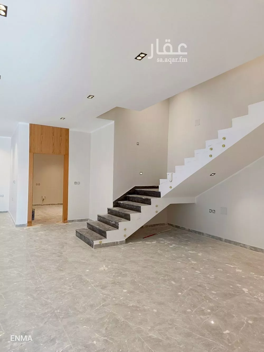 4 bedroom villa in Al Yarmouk 14