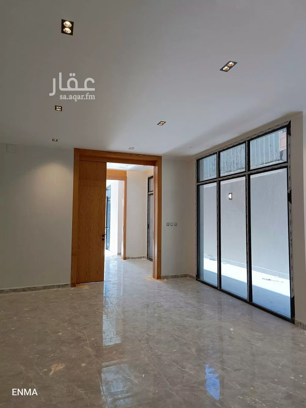 4 bedroom villa in Al Yarmouk 18