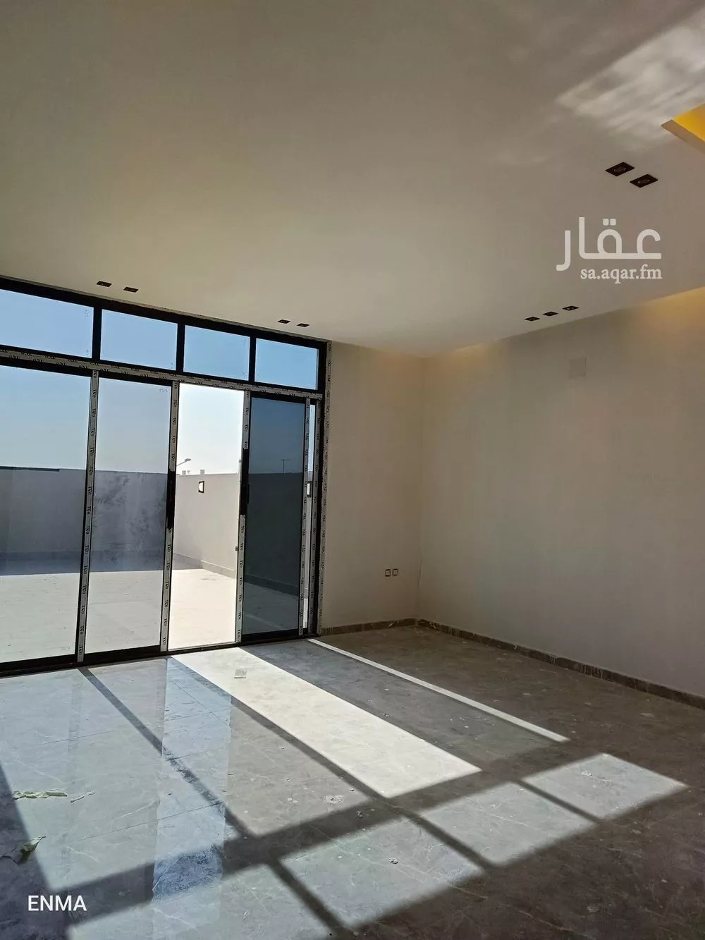 4 bedroom villa in Al Yarmouk 8