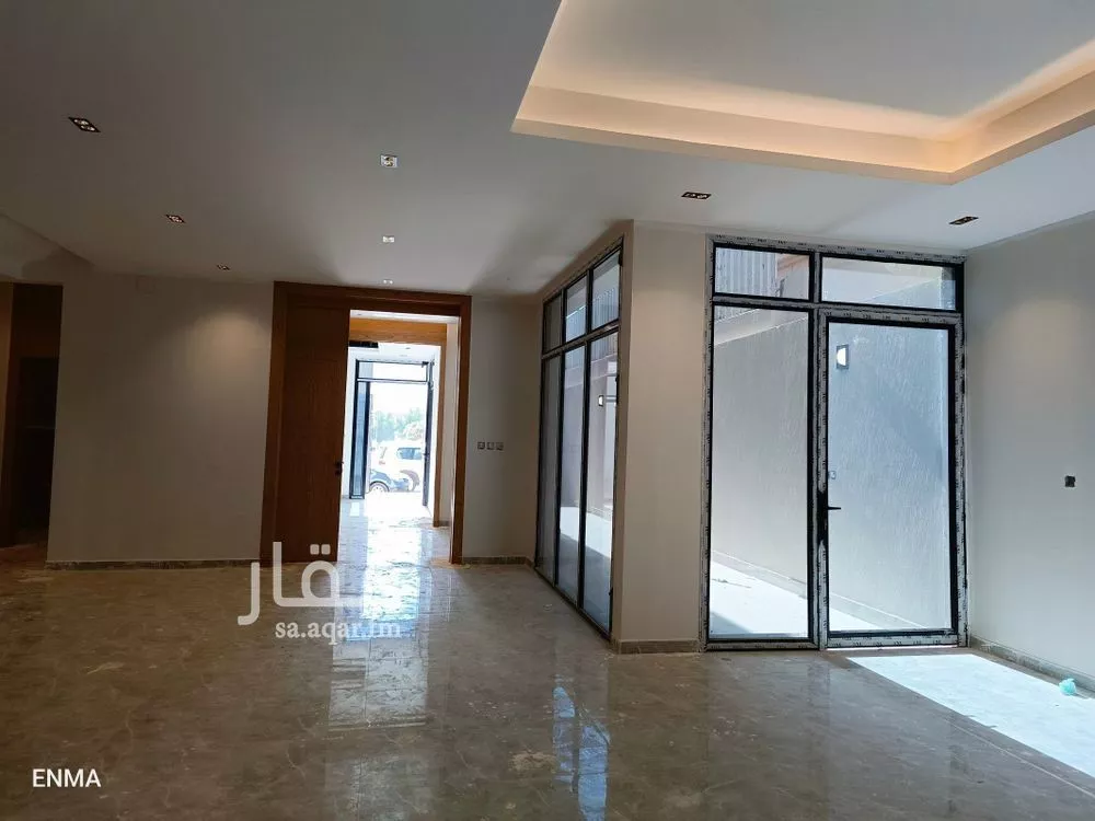 4 bedroom villa in Al Yarmouk 9