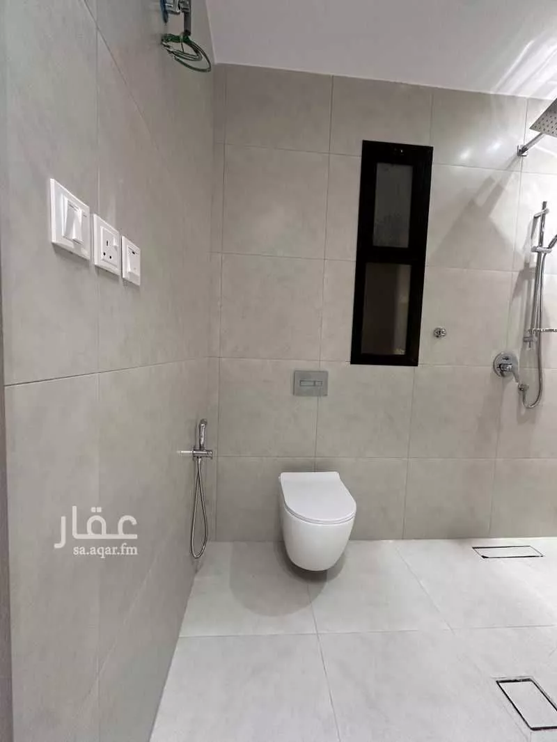 3 bedroom apartment in Al Difa, Madinah 11