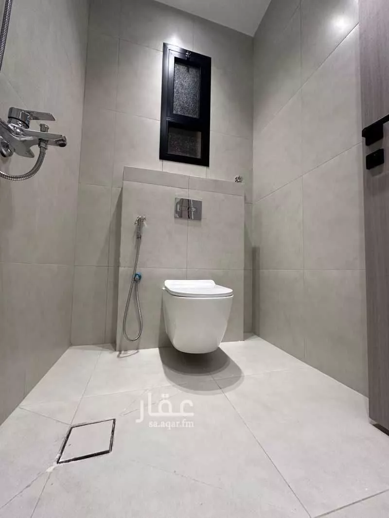 3 bedroom apartment in Al Difa, Madinah 12