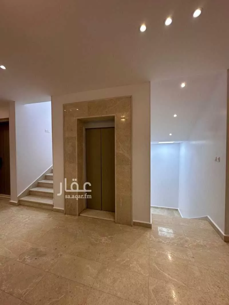 3 bedroom apartment in Al Difa, Madinah 5
