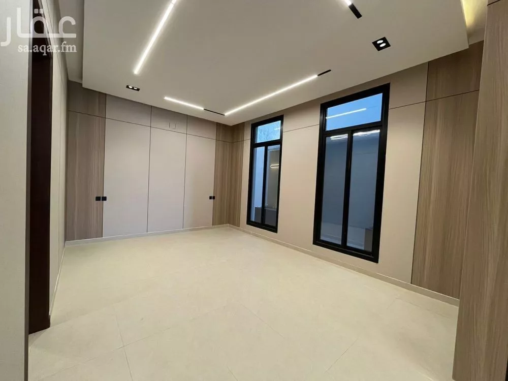 5 bedroom villa in Al Mahdiyyah 7