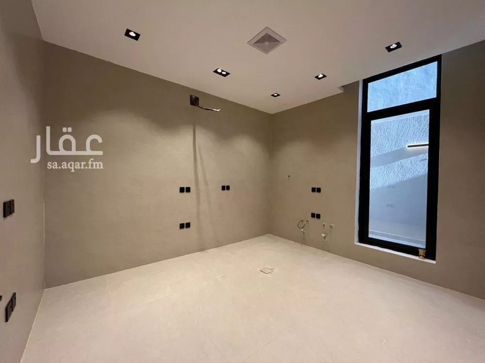 5 bedroom villa in Al Mahdiyyah 8