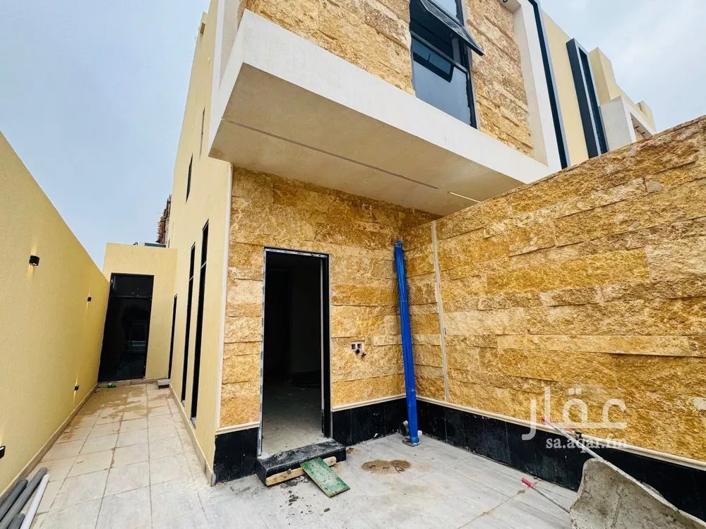 فيلا 3 غرف في العارض 2