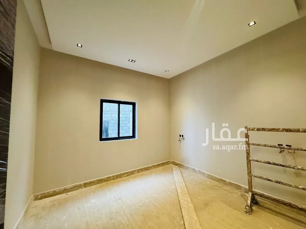 فيلا 3 غرف في العارض 24