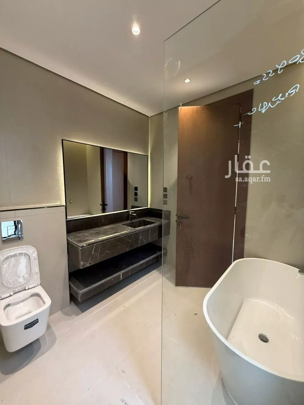 6 bedroom villa in Al Mahdiyyah 22