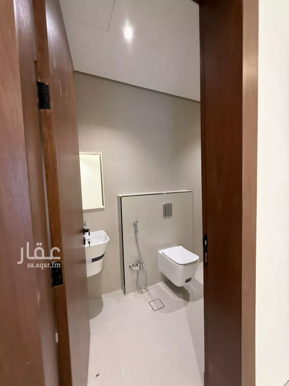 6 bedroom villa in Al Mahdiyyah 24