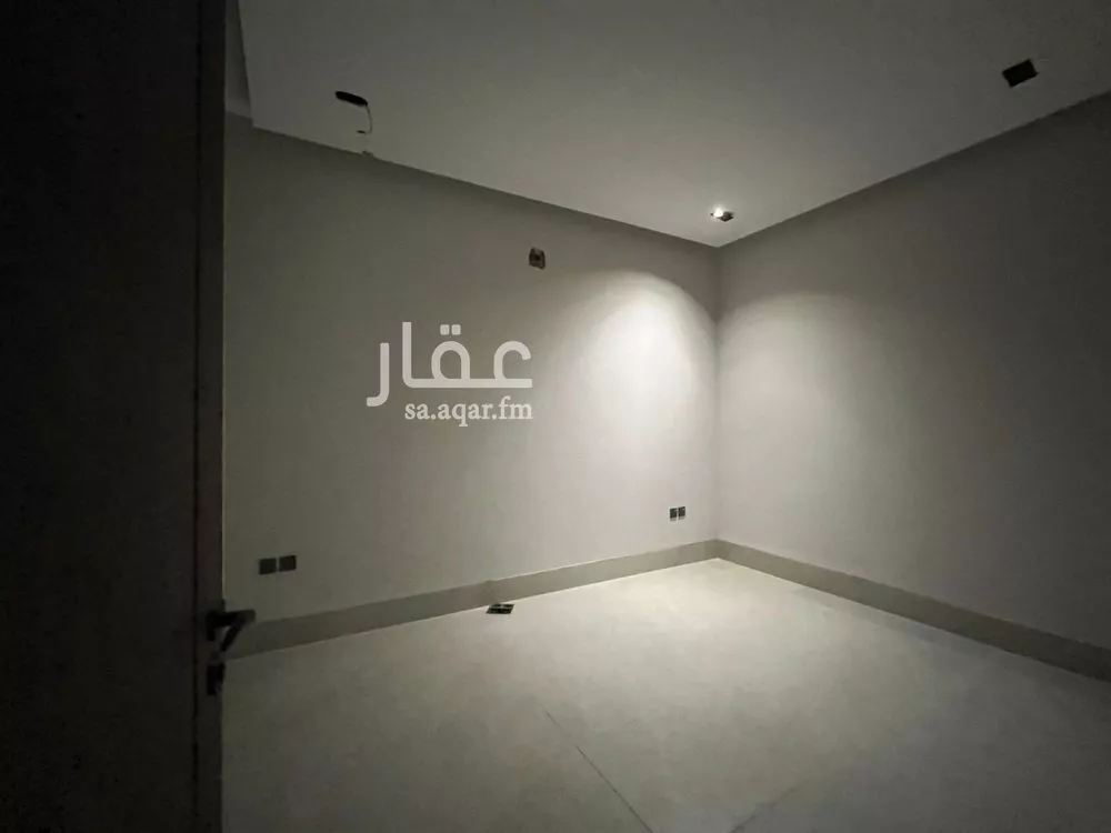 فيلا 6 غرف في المهدية 7
