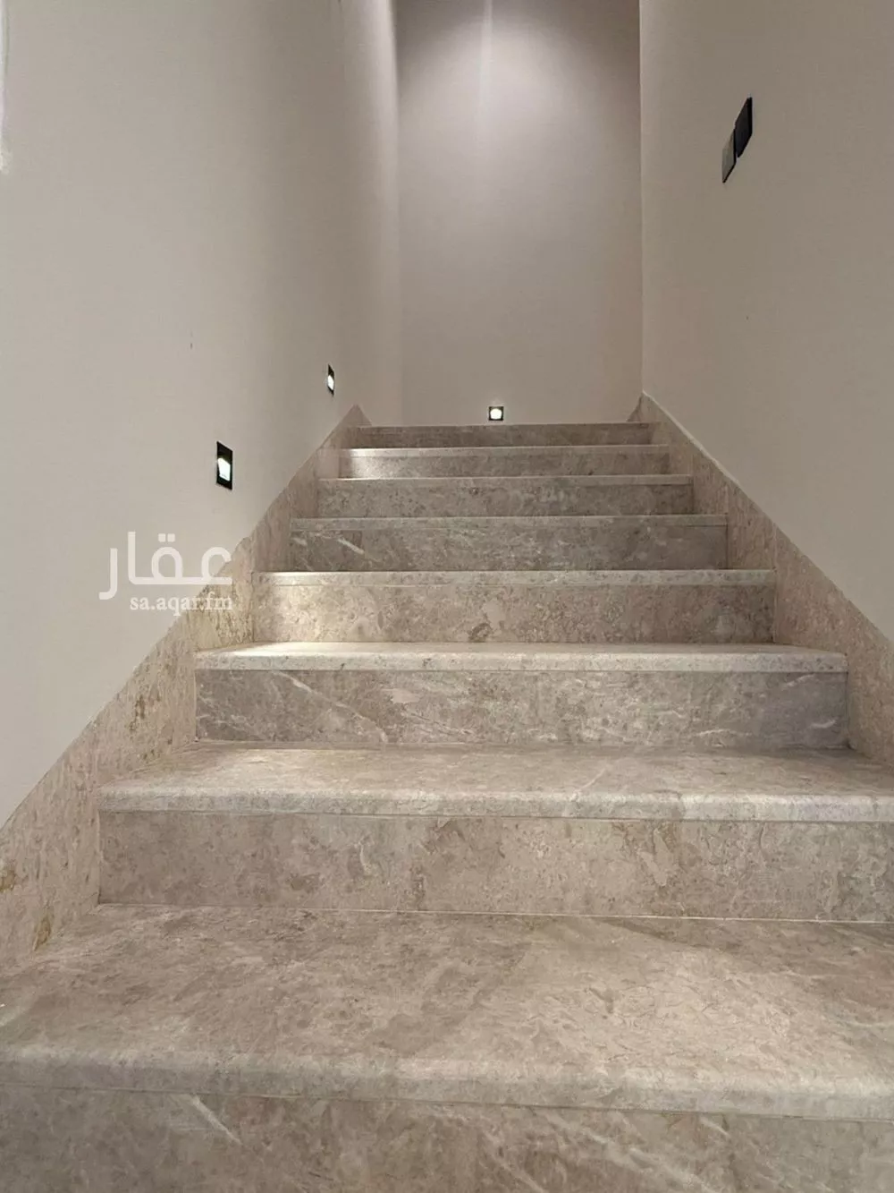 فيلا 7 غرف في المهدية 15