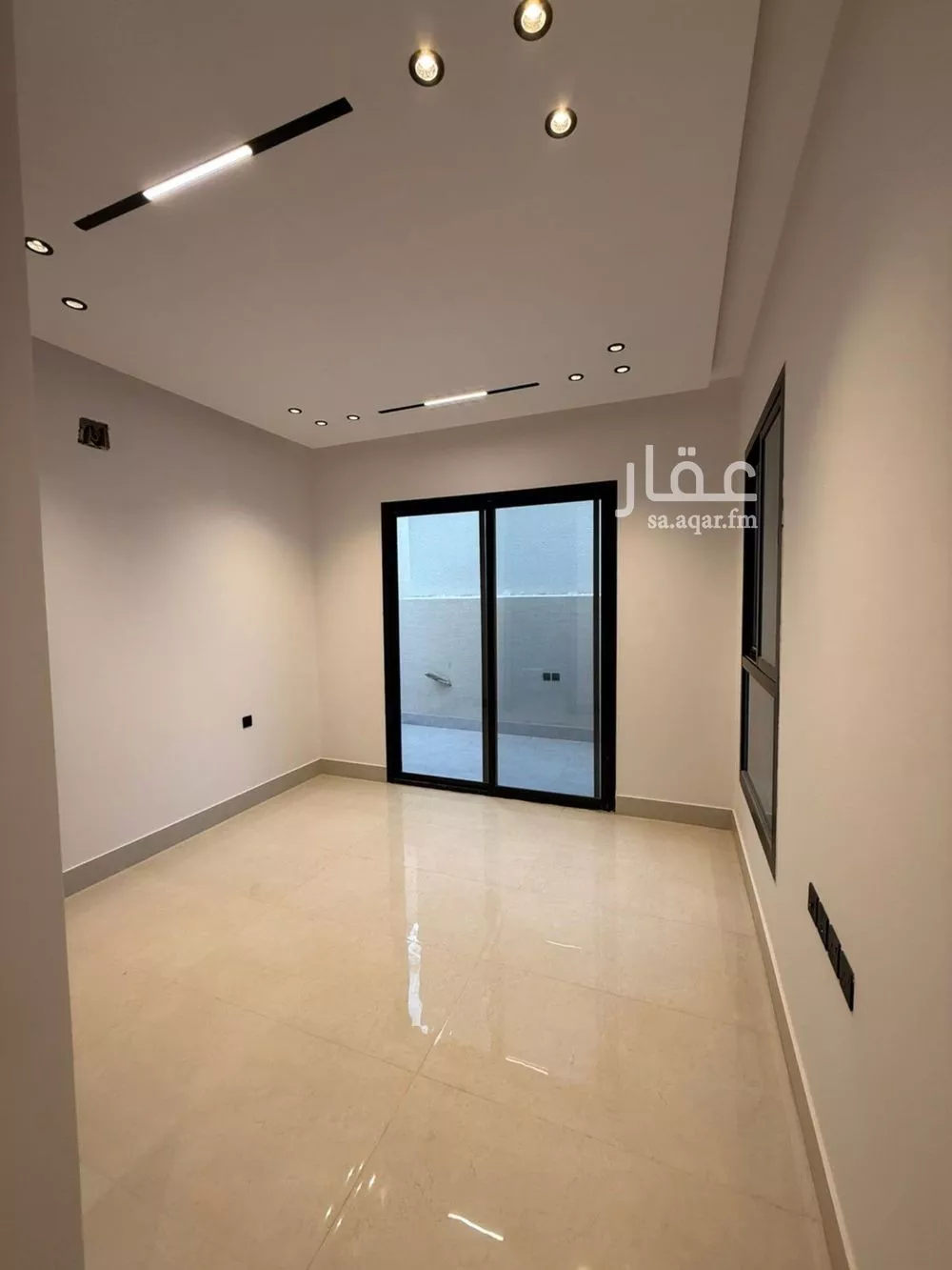 8 bedroom villa in Al Mahdiyyah 15