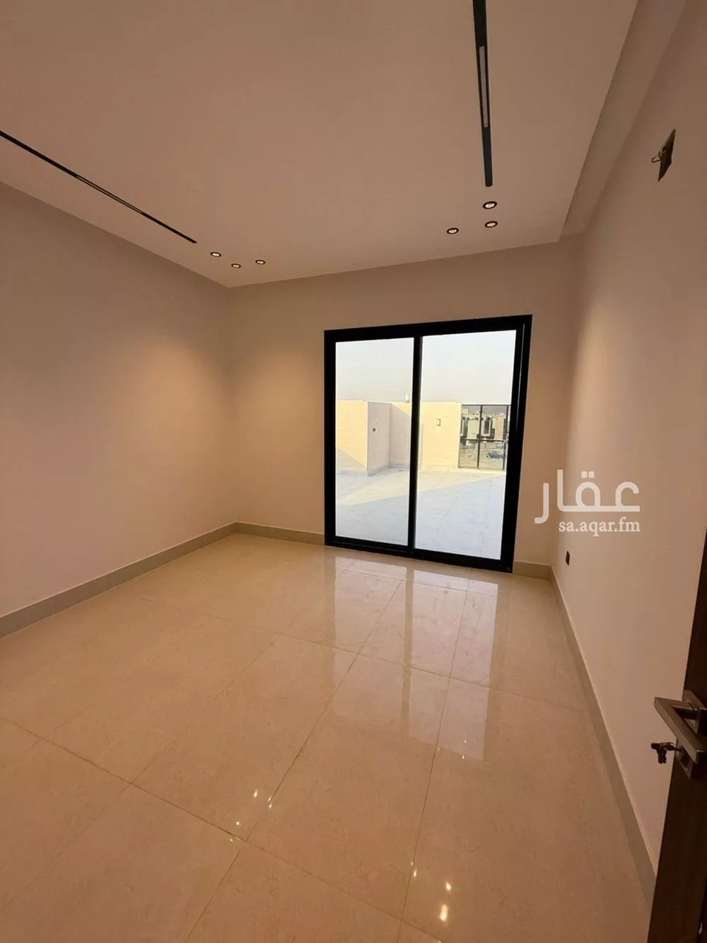 8 bedroom villa in Al Mahdiyyah 17