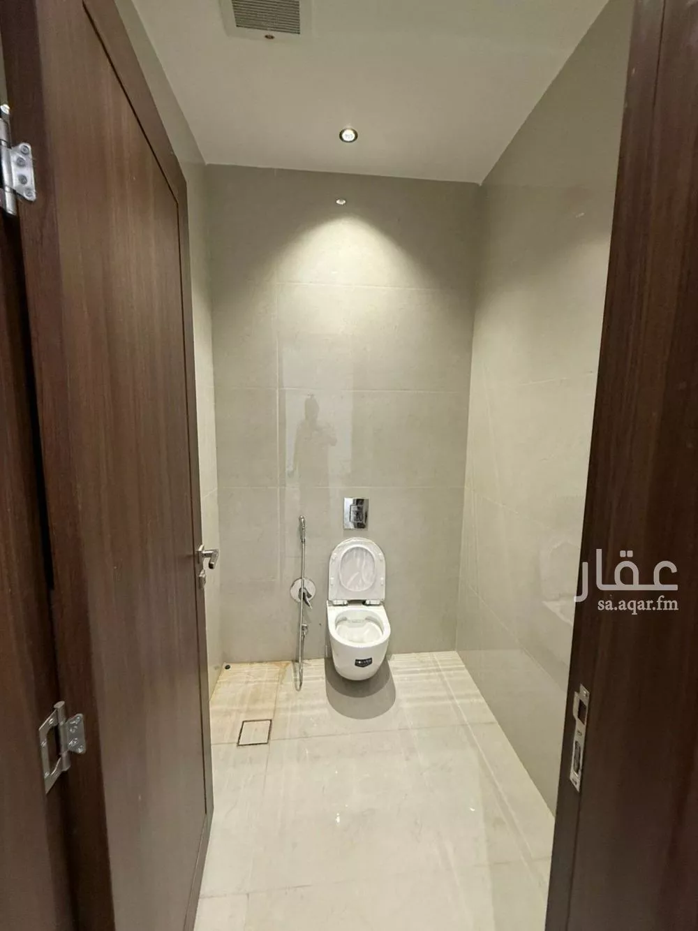 8 bedroom villa in Al Mahdiyyah 4