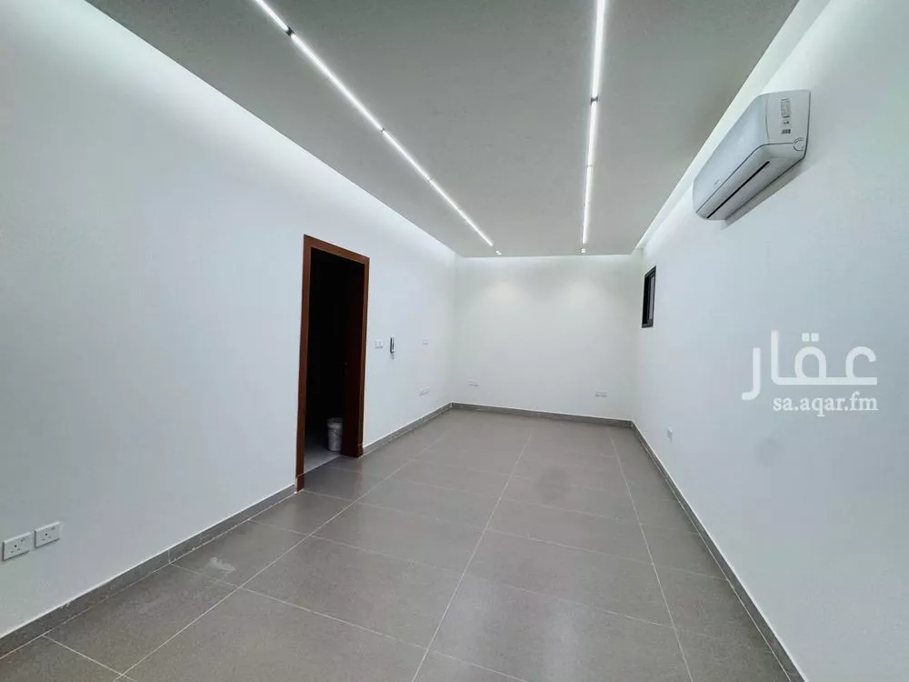 4 bedroom villa in Al Aridh 16