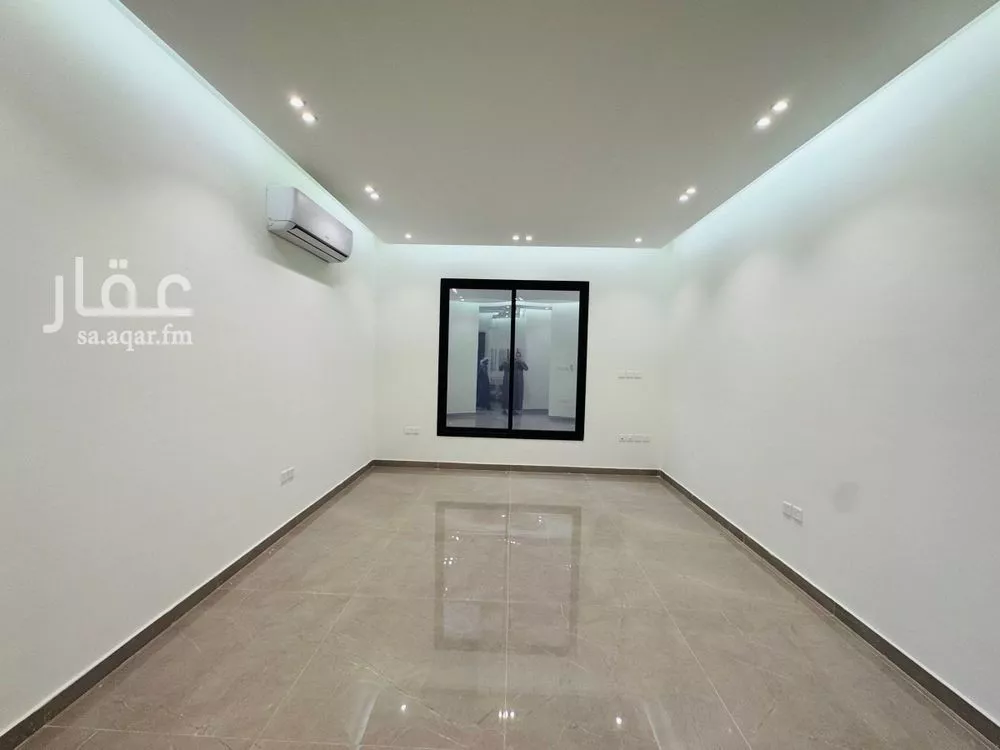 4 bedroom villa in Al Aridh 17