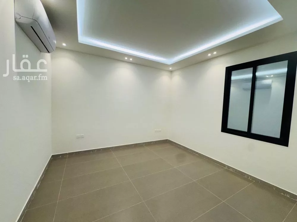 4 bedroom villa in Al Aridh 25