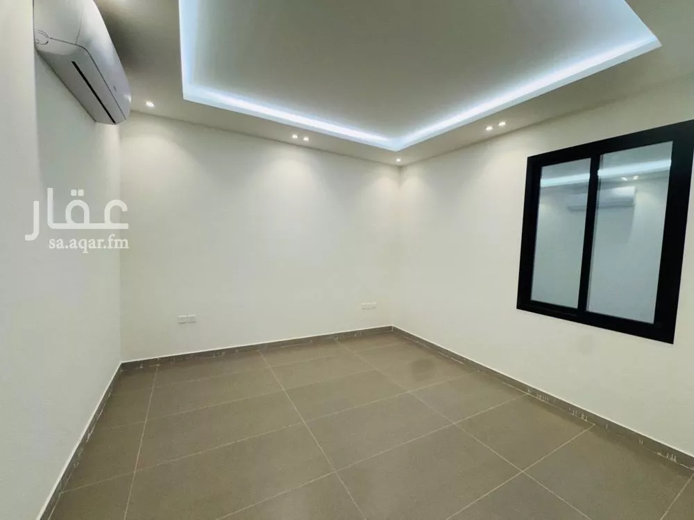 4 bedroom villa in Al Aridh 9