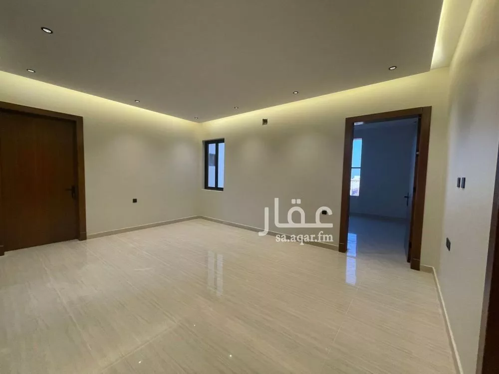6 bedroom villa in Al Mahdiyyah 13