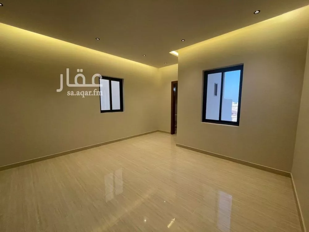 6 bedroom villa in Al Mahdiyyah 22