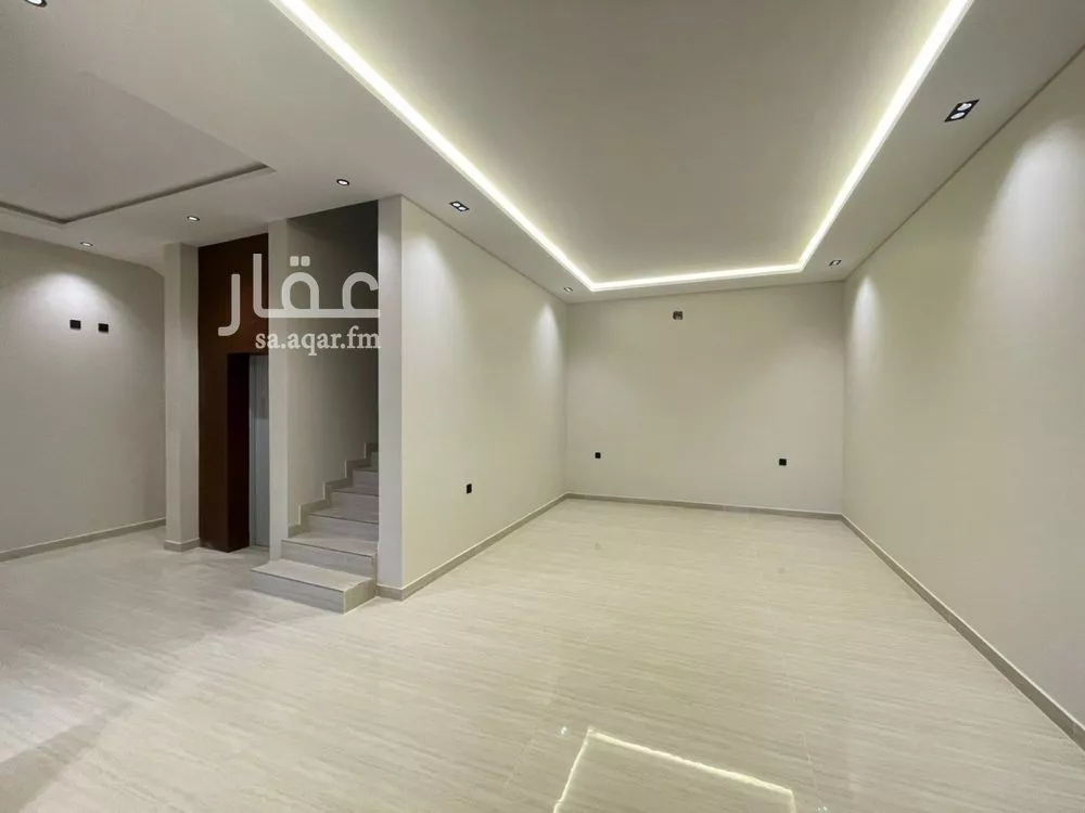6 bedroom villa in Al Mahdiyyah 8