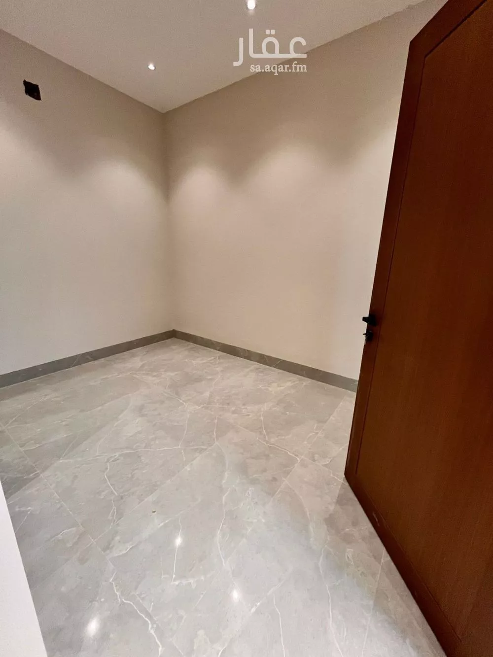 5 bedroom villa in Al Mahdiyyah 15