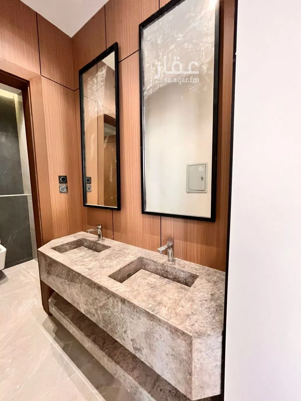 5 bedroom villa in Al Mahdiyyah 8