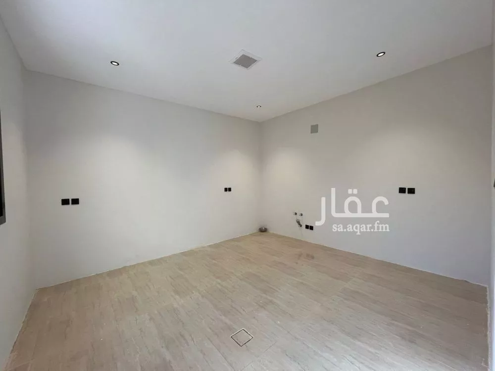 فيلا 6 غرف في المهدية 10