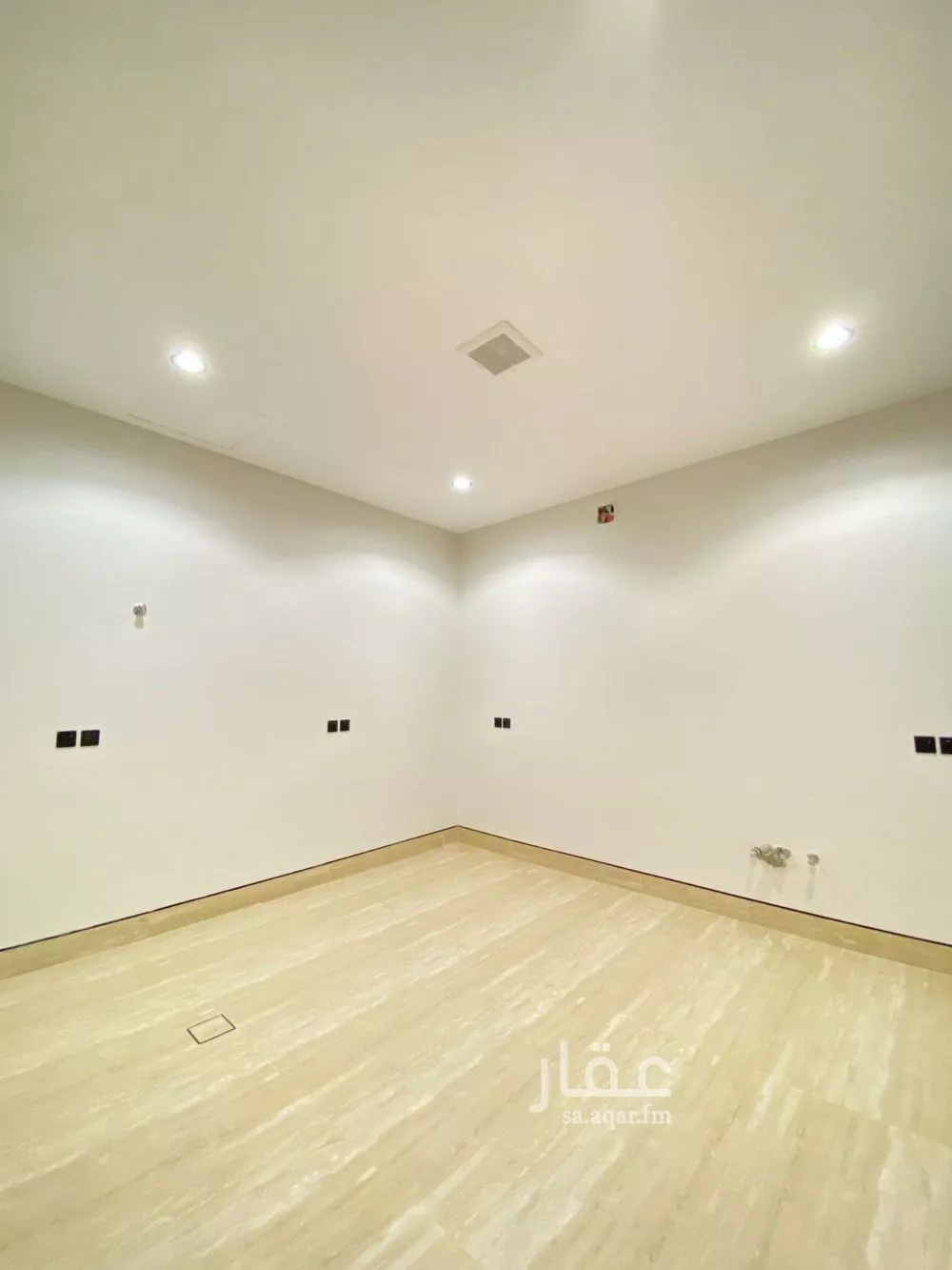 5 bedroom villa in Al Mahdiyyah 15