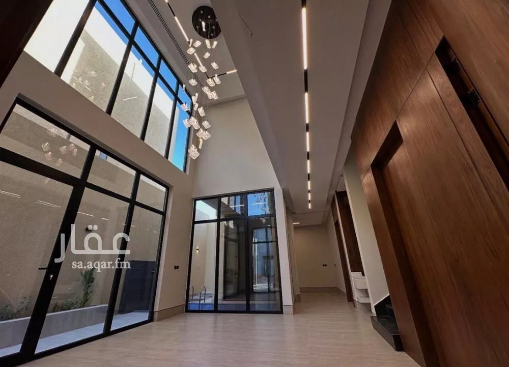 4 bedroom villa in Al Narjis 18