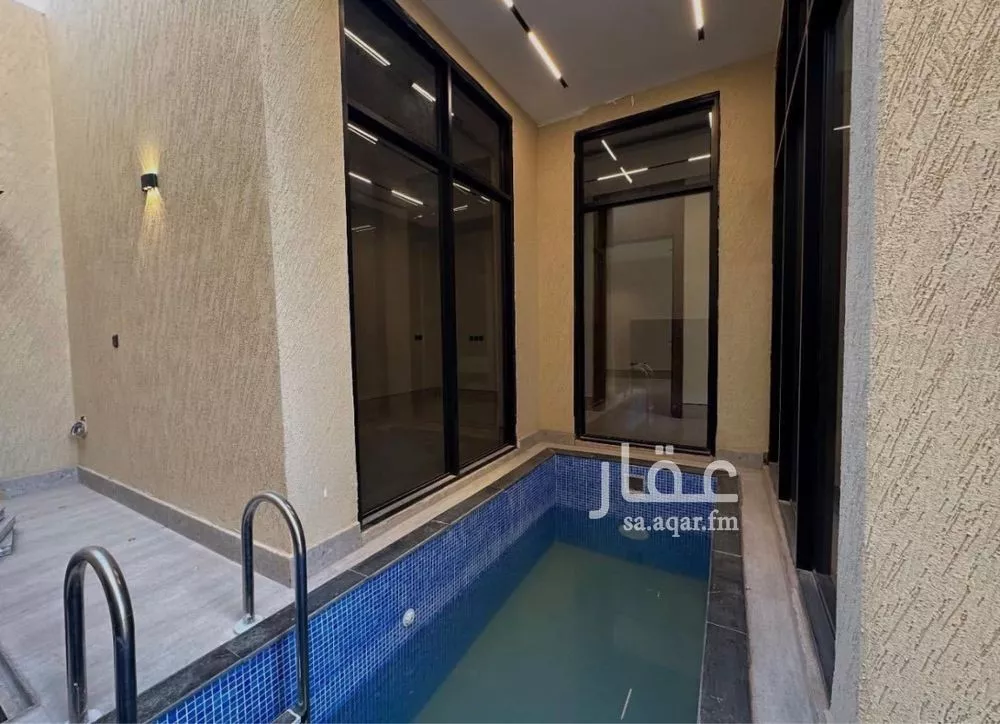 4 bedroom villa in Al Narjis 24