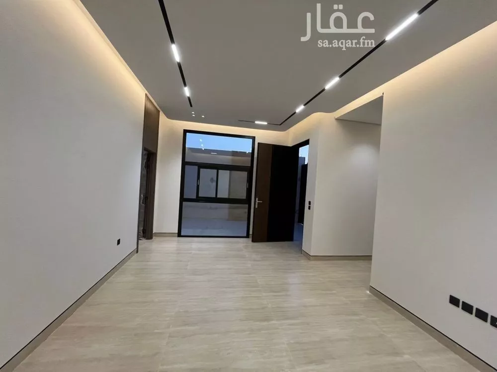 5 bedroom villa in Al Mahdiyyah 14