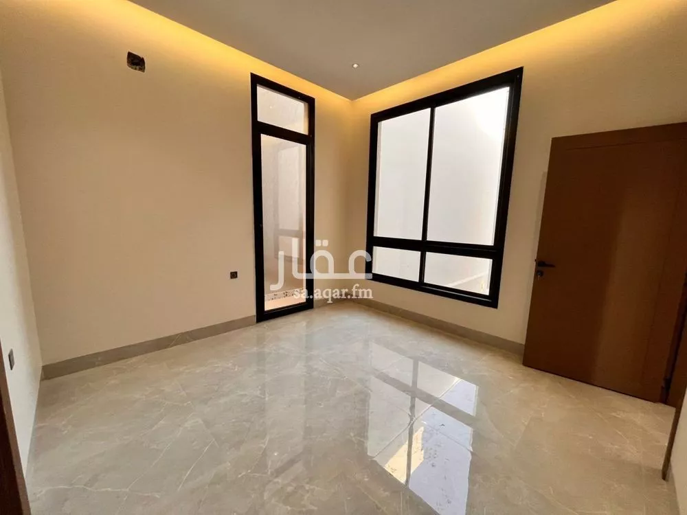 5 bedroom villa in Al Mahdiyyah 22