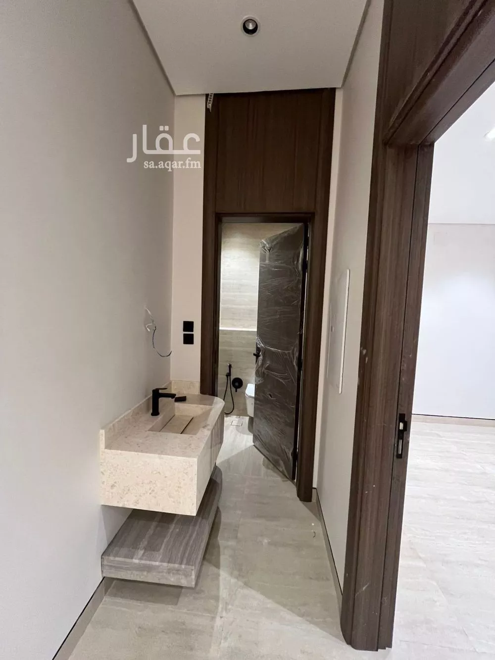 5 bedroom villa in Al Mahdiyyah 6