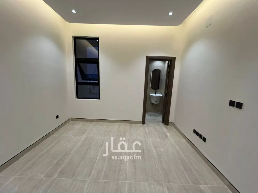 5 bedroom villa in Al Mahdiyyah 10