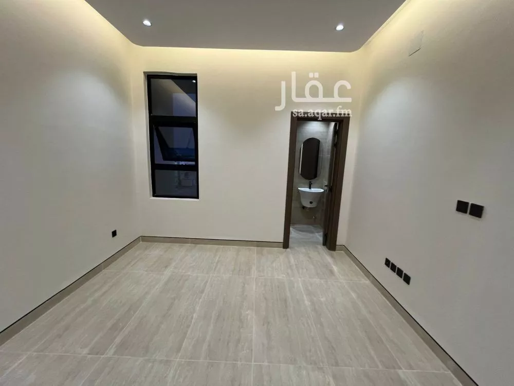 5 bedroom villa in Al Mahdiyyah 19