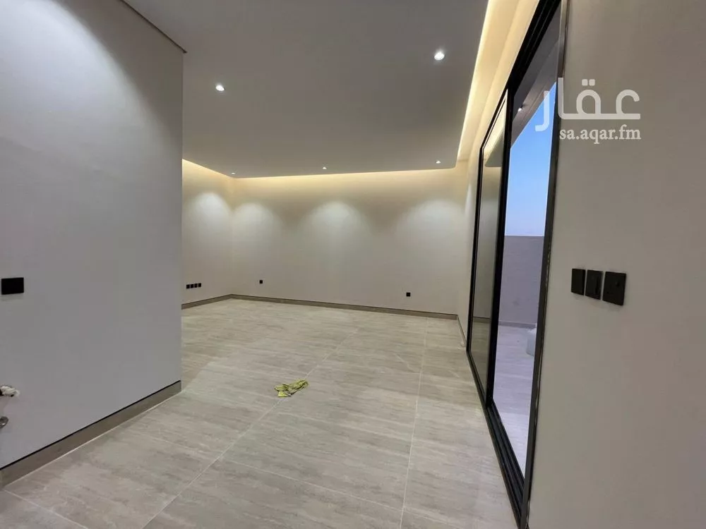 5 bedroom villa in Al Mahdiyyah 23