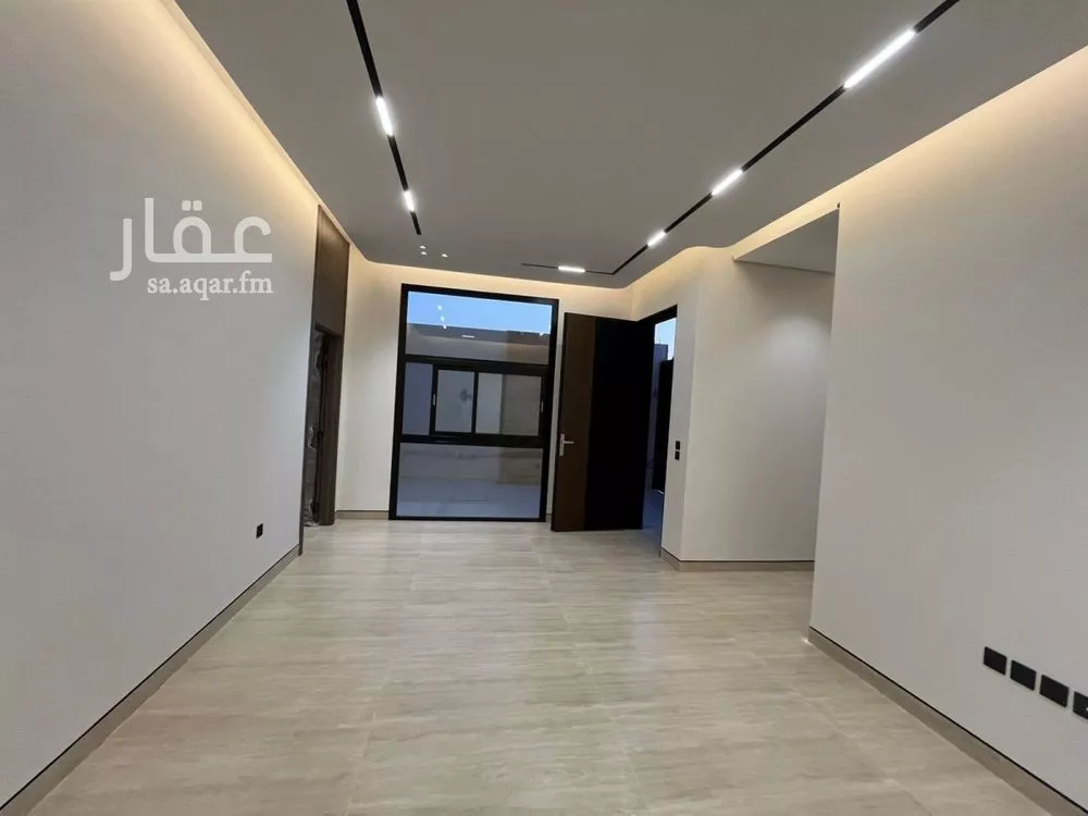 5 bedroom villa in Al Mahdiyyah 25