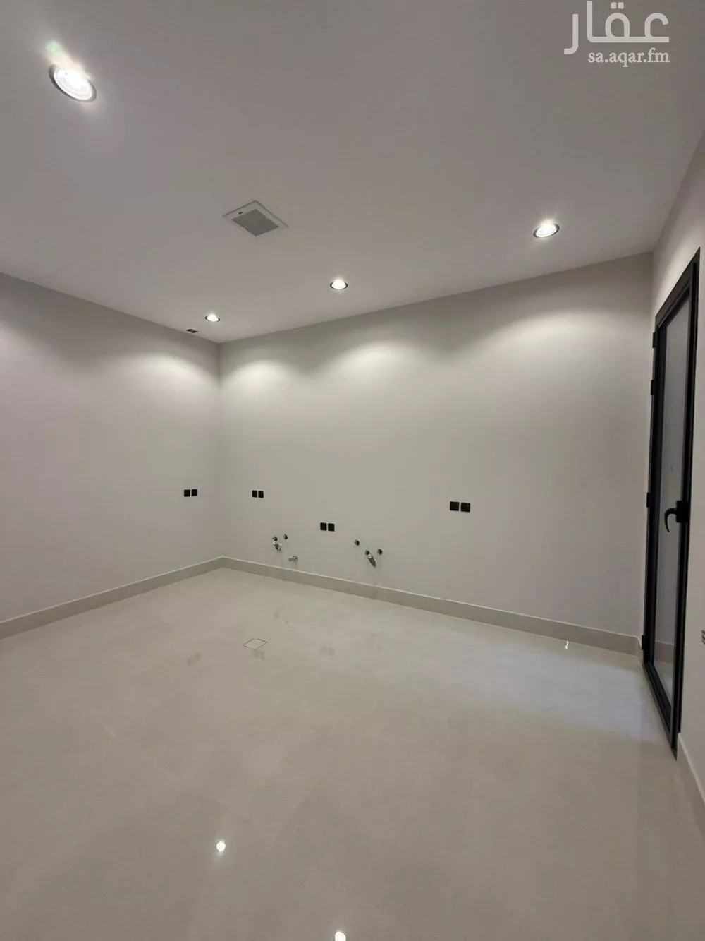 8 bedroom villa in Al Mahdiyyah 11