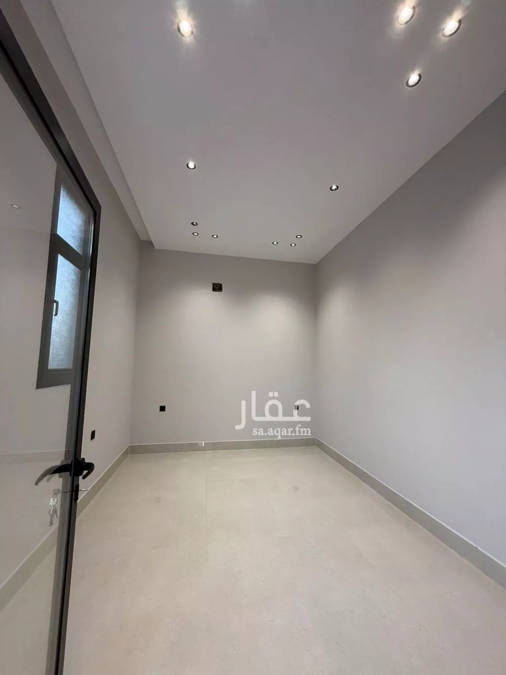 8 bedroom villa in Al Mahdiyyah 12