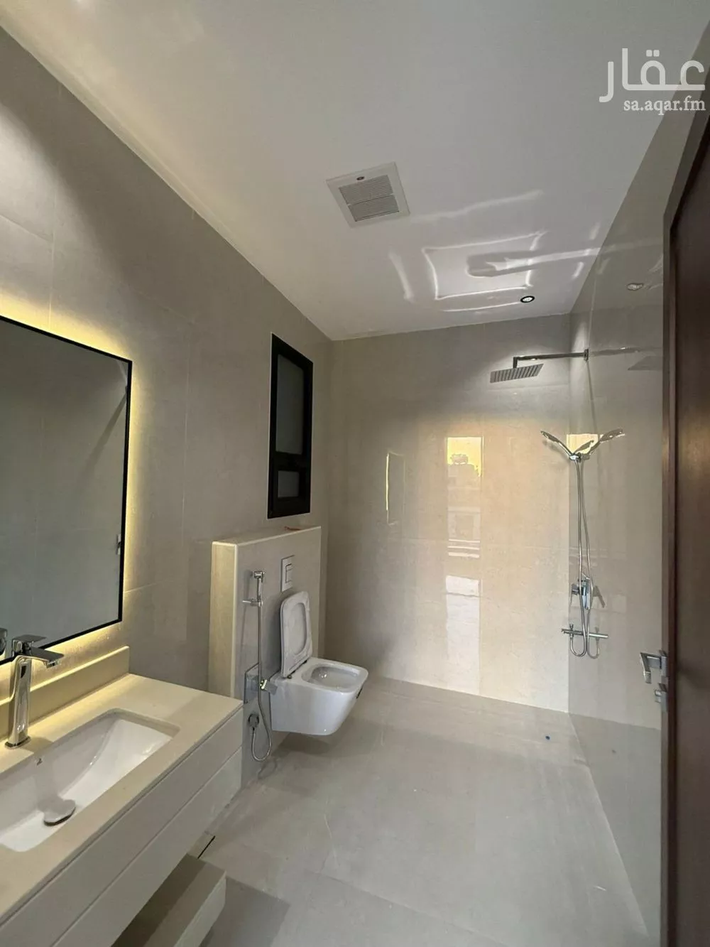 8 bedroom villa in Al Mahdiyyah 18