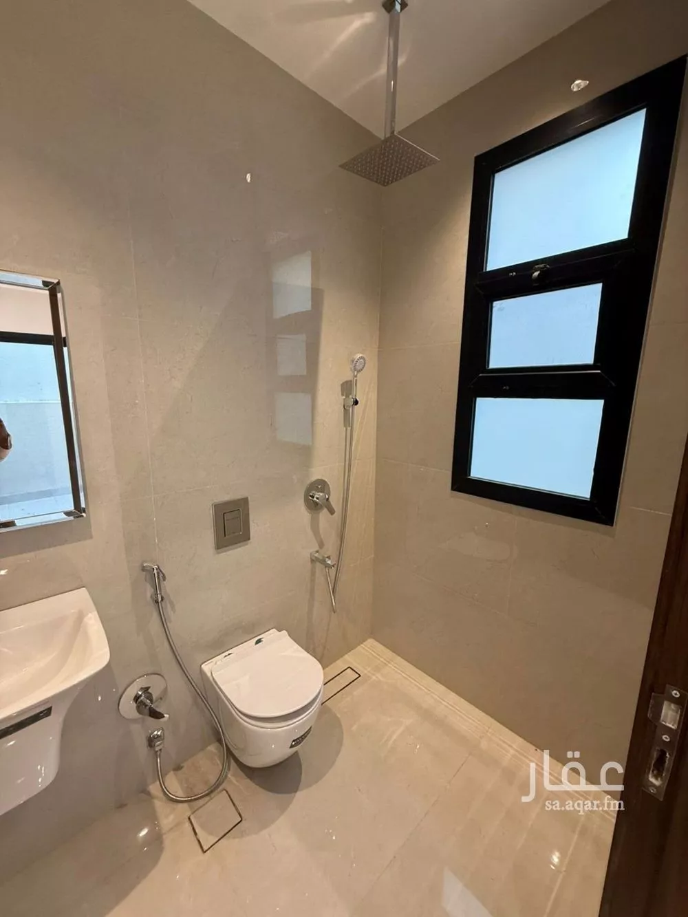8 bedroom villa in Al Mahdiyyah 14