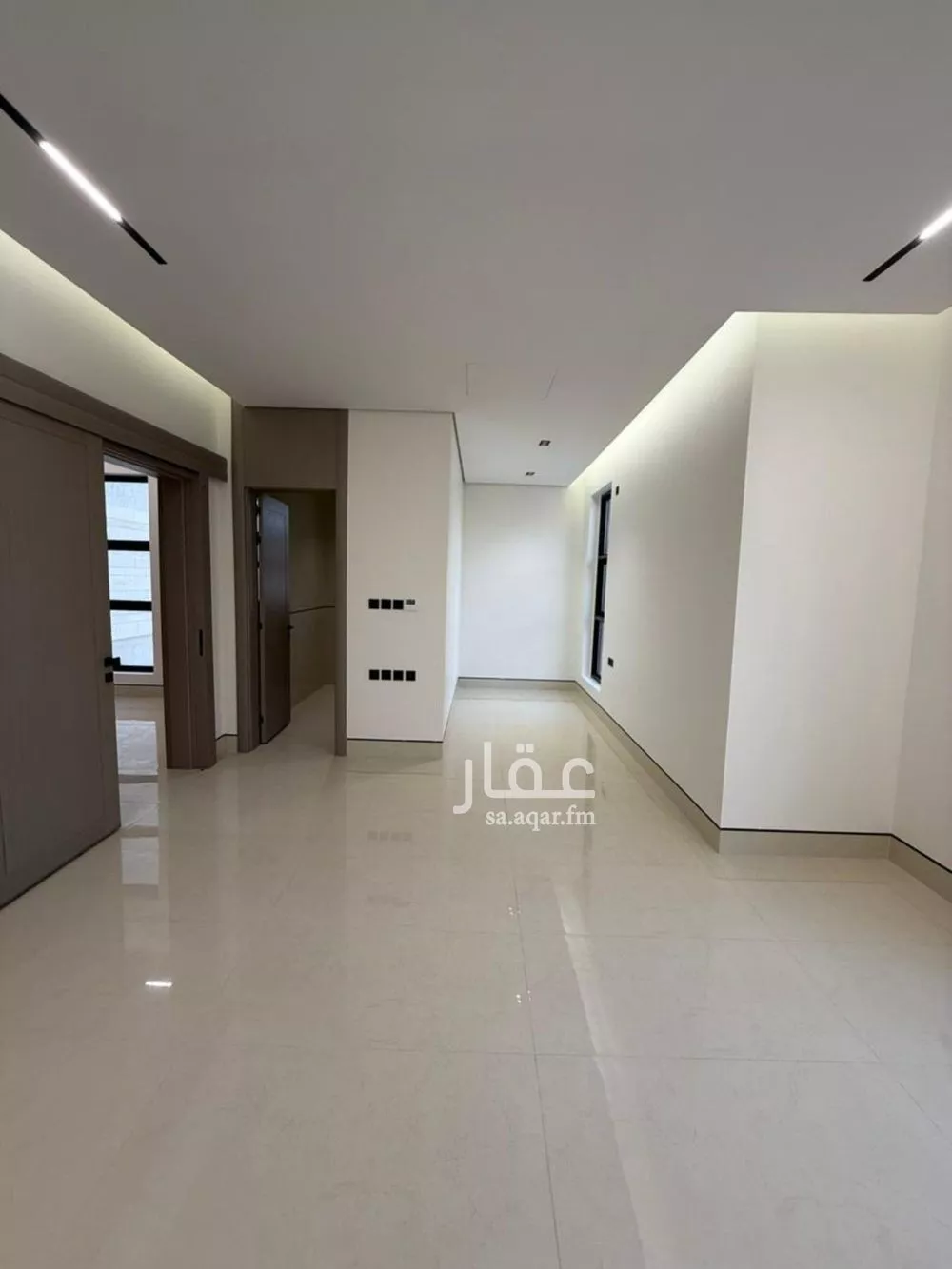 8 bedroom villa in Al Mahdiyyah 11