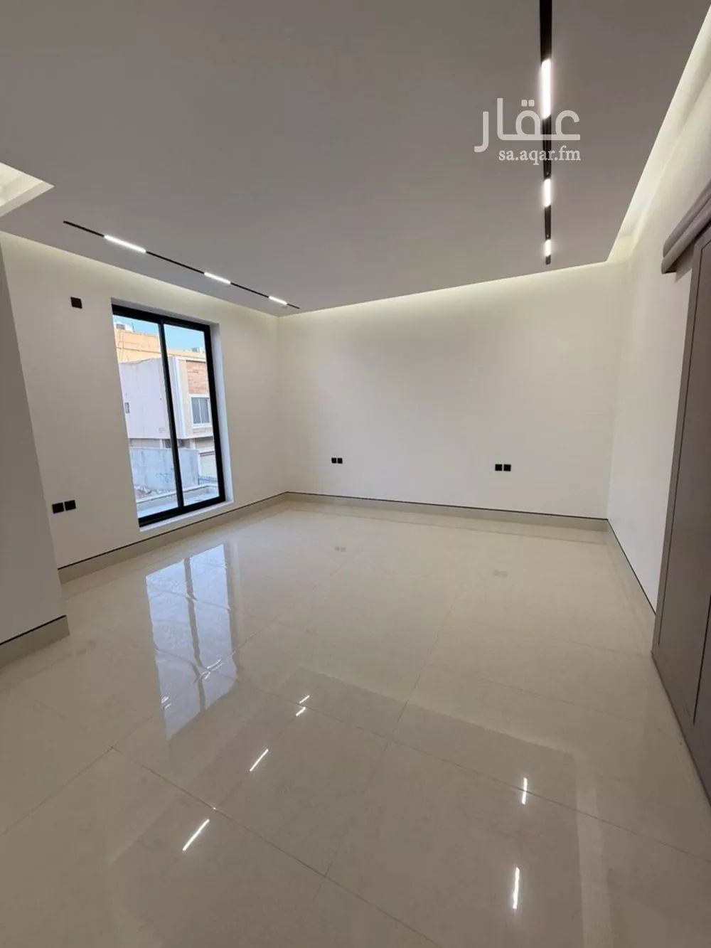 8 bedroom villa in Al Mahdiyyah 13