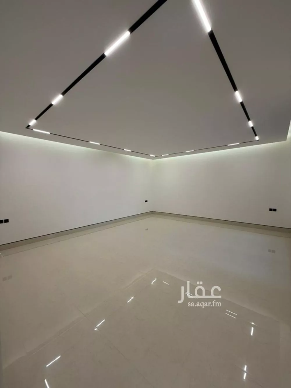 8 bedroom villa in Al Mahdiyyah 16