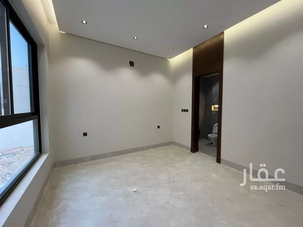 4 bedroom villa in Al Mahdiyyah 16